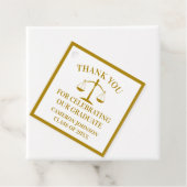 Étiquettes Cadeau Chic Gold Law School Graduation Party (En situation)