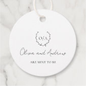 Étiquettes Cadeau Cimetière à couronne classique Monogramme Mariage  (Devant)