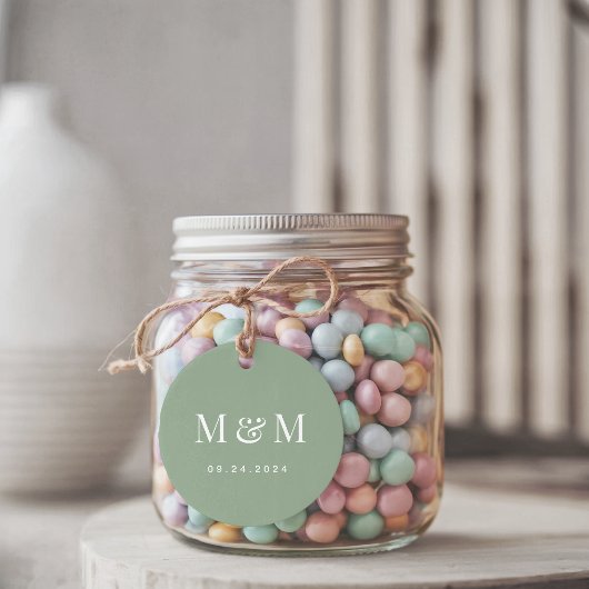 Étiquettes Cadeau Classic Sage Green Monogram Typography Wedding