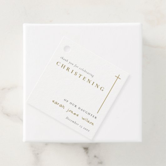 Étiquettes Cadeau Classy Elegant Minimal Gold Typographie Christenin (En situation)