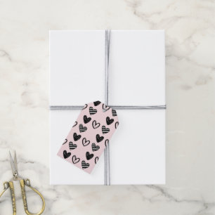 Étiquettes-cadeau Cœurs en croquis rose poudré et style doodle noir