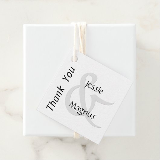 Étiquettes Cadeau Contemporain noir et blanc (En situation)