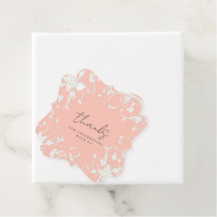 Étiquettes Cadeau Coral & Crème Filigree Elegant Wedding Favor Tags