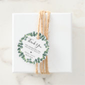 Étiquettes Cadeau Couronne d'eucalyptus en argent (En situation)