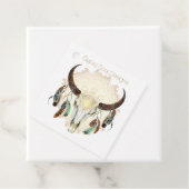 Étiquettes Cadeau Crâne Boho avec plumes (En situation)