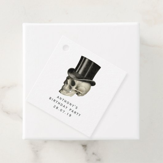 Étiquettes Cadeau Crâne gothique victorien mauve et noire (En situation)