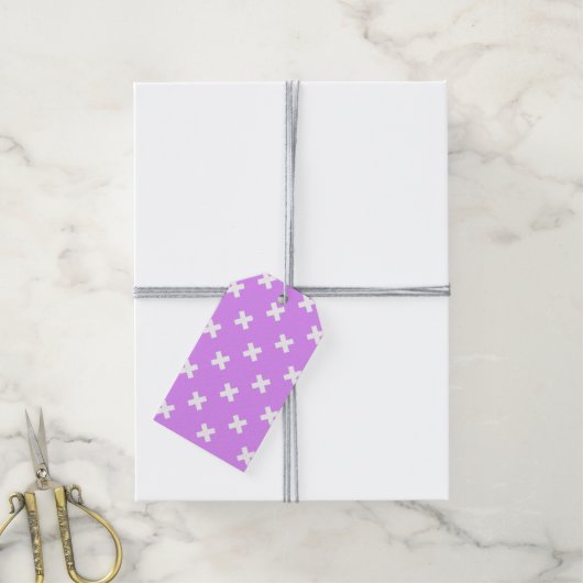 Étiquettes-cadeau Croix blanches sur lilas (Avec de la ficelle)