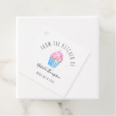 Étiquettes Cadeau Cupcake rose de la cuisine de cuisson maison (En situation)