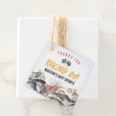 Étiquettes Cadeau Décor Baby shower moto-jupe (En situation)