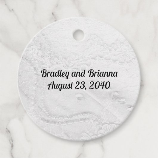 Étiquettes Cadeau Dentelles et perles blanches et argentées sur Mari (Devant)
