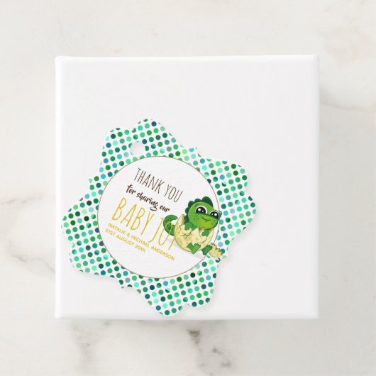 Étiquettes Cadeau Dinosaur bébé (En situation)