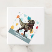 Étiquettes Cadeau Dinosaur Joyeux Anniversaire gris (En situation)