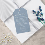 Étiquettes-cadeau Dusty Blue Wedding Favoriser Panier de bienvenue<br><div class="desc">Avec des noms de style signature,  cette élégante étiquette bleue et blanche poussiéreuse peut être personnalisée avec vos informations de remerciement spéciales. Conçu par Thisisnotme©</div>