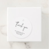 Étiquettes Cadeau Écriture moderne Mariage Round (En situation)