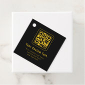 Étiquettes Cadeau Editable QR Code & Text Template | Black & Gold (En situation)