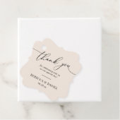 Étiquettes Cadeau Élégant Boho Blush Monogram Mariage Merci (En situation)