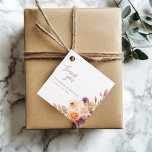 Étiquettes Cadeau Élégant Boho Fall Floral Wedding Favor Balise<br><div class="desc">Ajoutez une touche de finition personnelle à vos faveurs de mariage et cadeaux avec cet élégant tag de remerciement à mariage floral. Avec ses roses d'aquarelle peints à la main et son feuillage dans des tons chauds de rougeur, de pêche et de prune, associés à un script gracieux, cette étiquette...</div>