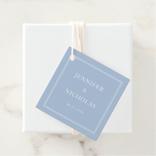 Étiquettes Cadeau Elegant Formal Powder Blue Wedding (En situation)