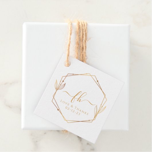 Étiquettes Cadeau Élégant Mariage de Merci Monogramme Or Blanc (En situation)