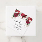 Étiquettes Cadeau Elégant Merci Mariage Bourgogne, Blanc & Or (En situation)