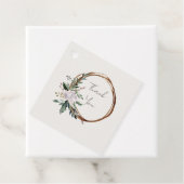 Étiquettes Cadeau Élégant minimaliste Wreath hiver blanc vert (En situation)