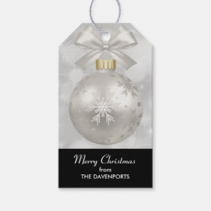 Étiquettes-cadeau Élégante boule de Noël en argent sur les lumières