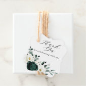 Étiquettes Cadeau Emerald Green Eucalyptus Blanc Floral Mariage (En situation)