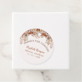 Étiquettes Cadeau Fall in Love Fall Bridal Shower (En situation)