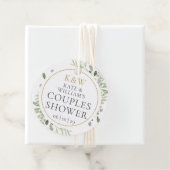 Étiquettes Cadeau Favoris de douche de mariage pour couples Monogram (En situation)