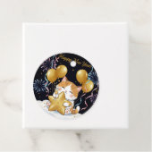 Étiquettes Cadeau Festive Calico Cat Celebrating New Year with Firew (En situation)