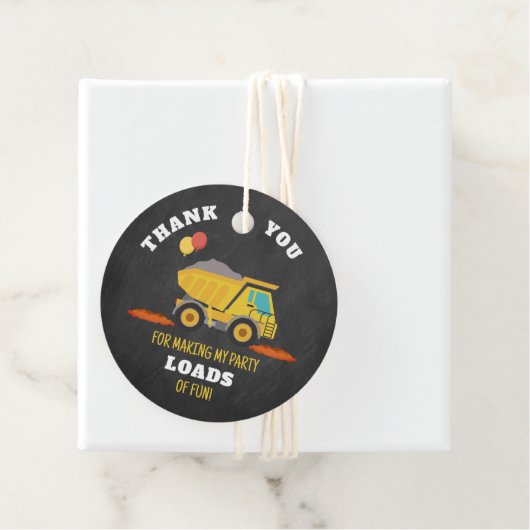 Étiquettes Cadeau Fête d'anniversaire de la construction (En situation)