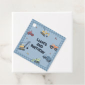 Étiquettes Cadeau Fête d'anniversaire du camion de construction pers (En situation)