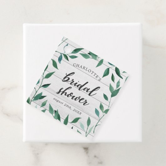 Étiquettes Cadeau Fête de mariage champêtre avec végétation luxurian (En situation)