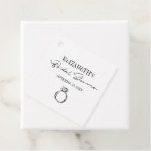 Étiquettes Cadeau Fête des mariées De Script Moderne Avec Bague (En situation)
