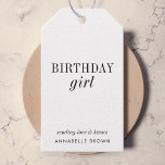 Étiquettes-cadeau Fille d'anniversaire | Simple minimaliste noir et<br><div class="desc">Une simple étiquette cadeau "fille d'anniversaire" avec un mélange de typographie classique et moderne dans un style minimaliste en noir et blanc.</div>