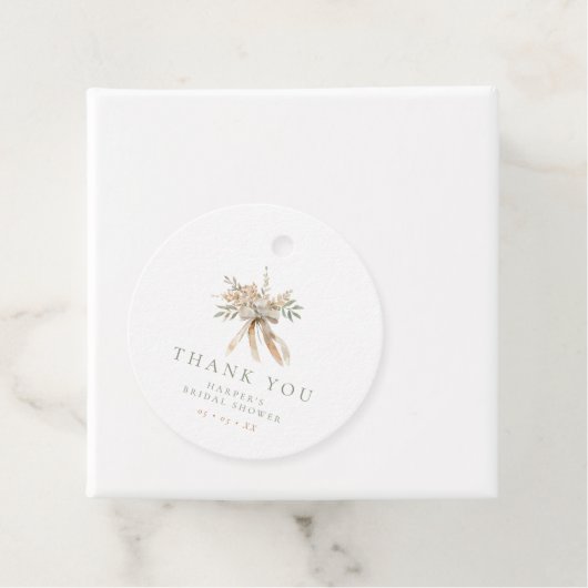 Étiquettes Cadeau Fleurs et nœud Beige et Saxe Mariage Remerciements (En situation)