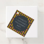 Étiquettes Cadeau Fleurs géométriques élégantes pour une fête de fia (En situation)