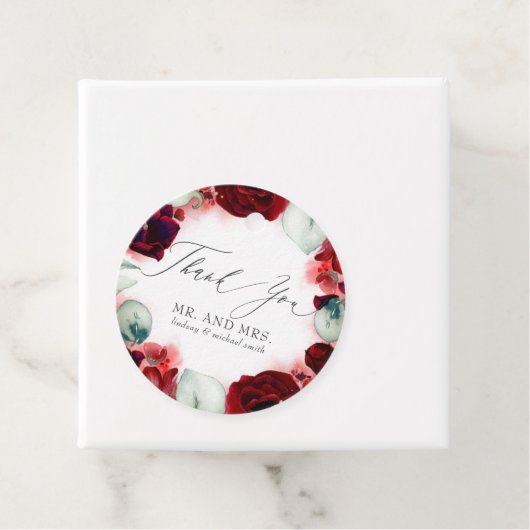 Étiquettes Cadeau Fleurs rouges bourguignonnes Merci Mariage (En situation)