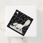 Étiquettes Cadeau Fun White Winking Chat Fluffy Tail sur les clés de (En situation)