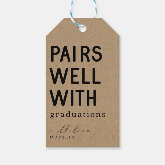 Étiquettes-cadeau Funny Pairs Well with Graduation Wine (Devant)