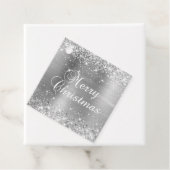Étiquettes Cadeau Glittery Silver Foil Joyeux cadeau de Noël (En situation)