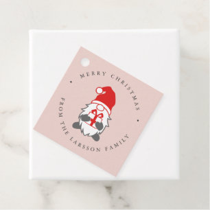 Étiquettes Cadeau Gnome drôle avec cadeau de Noël et chapeau de Noël