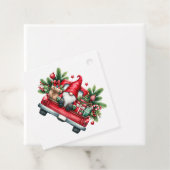 Étiquettes Cadeau Gnome Whimsical en Camion avec cadeaux (En situation)