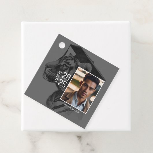 Étiquettes Cadeau Graduation Ajouter deux photos (En situation)