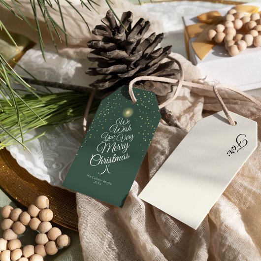 Étiquettes-cadeau Green Very Merry Christmas Tree Nom de famille