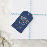 Étiquettes-cadeau Hanoukka Love & Light Floral Menorah<br><div class="desc">Hanoukka Love & Light Floral Menorah Tags cadeaux. Personnalisez le texte personnalisé ci-dessus. Vous pouvez trouver d'autres éléments de coordination dans notre collection "Floral Hanoukka Menorah and Dreidel".</div>