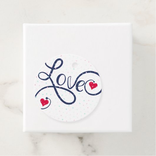 Étiquettes Cadeau Heureuse Sainte-Valentin. (En situation)