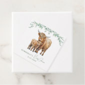 Étiquettes Cadeau Highland Cow Boho Baby shower vert Sage (En situation)