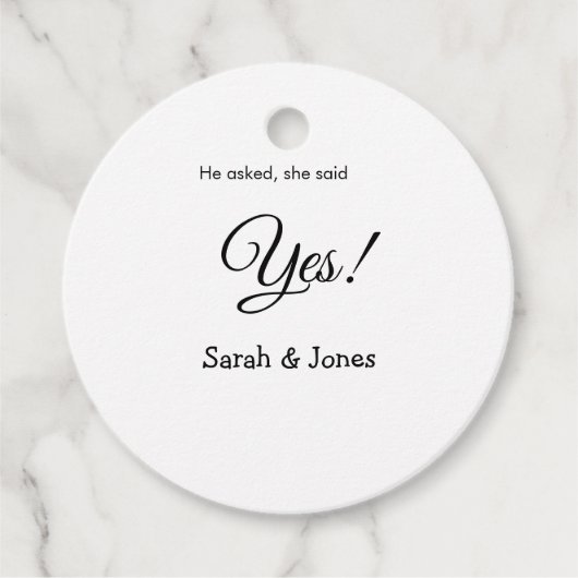 Étiquettes Cadeau Il a demandé elle a dit oui engagement simple mini (Devant)