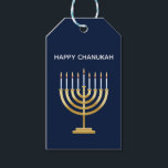 Étiquettes-cadeau Jewish Hanoukka menorah cadeau Tags cadeaux<br><div class="desc">Porte-bougie juive menorah avec bougies sur étiquette cadeau arrière - plan bleu pour personnaliser votre cadeau. Vous pouvez customiser en modifiant le texte ou simplement en supprimant le texte si vous le souhaitez.</div>